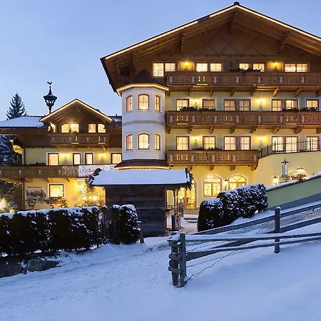 Hotel Untermuellnergut 4*