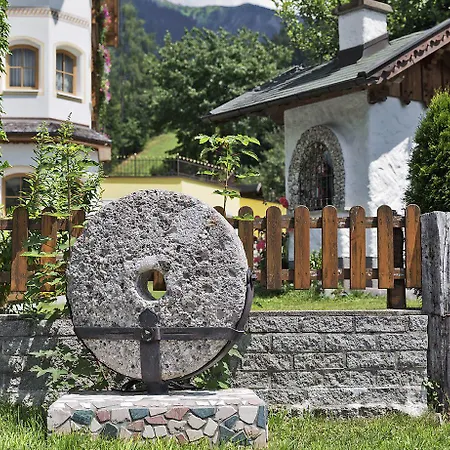 Hotel Untermuellnergut 4*